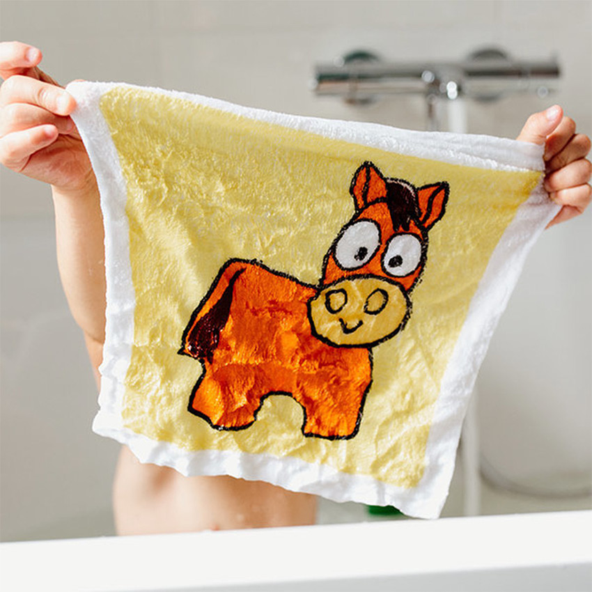 Serviette de bain comprimée 30 x 30 cm cheval 