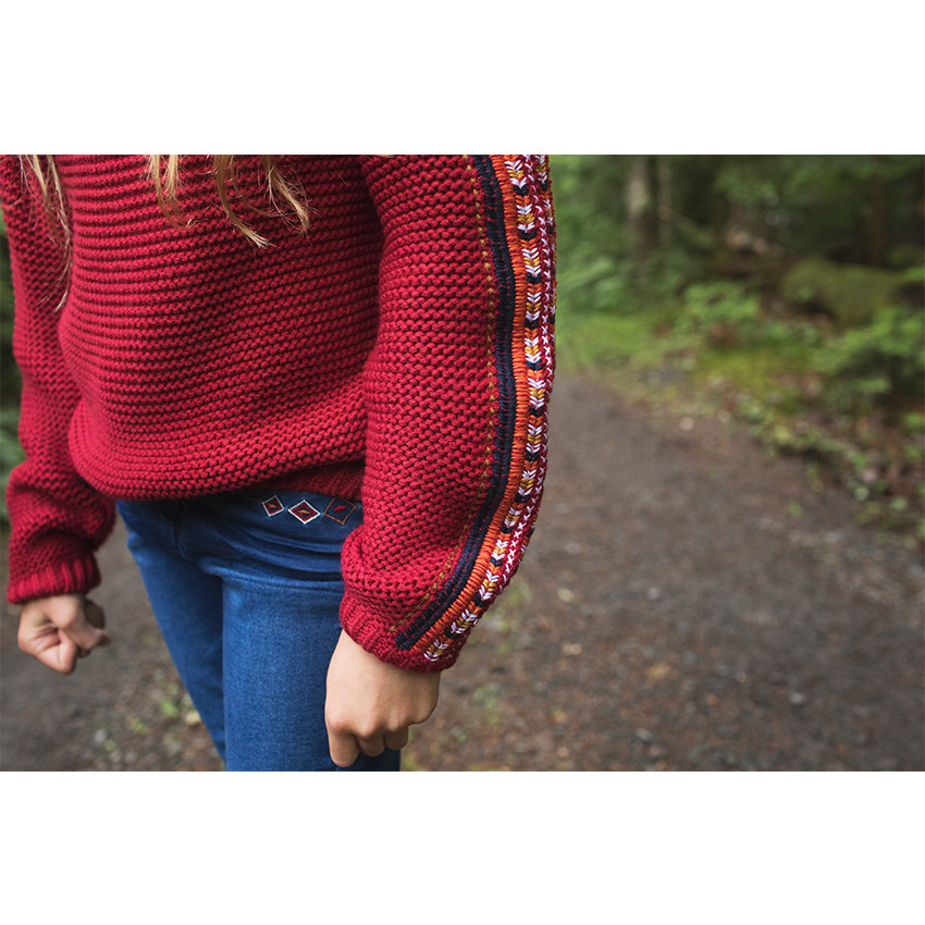 Junior - Pull large en grosse maille avec broderies 