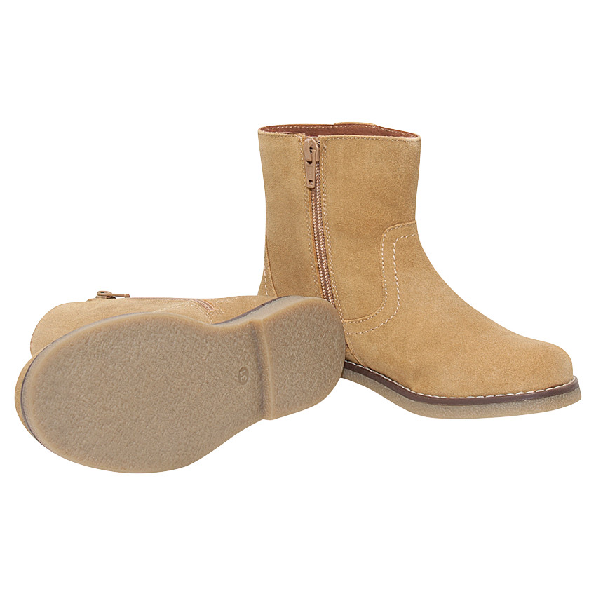 Bottines en cuir suédé avec franges fantaisie 