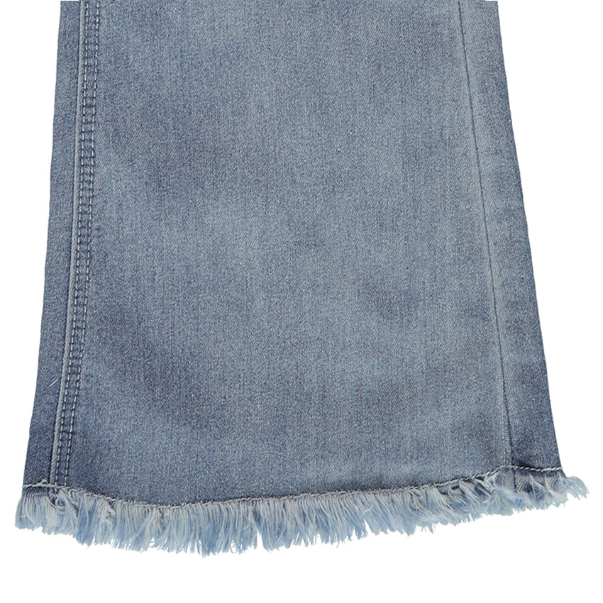 Jeans bootcut avec franges et patch ananas 