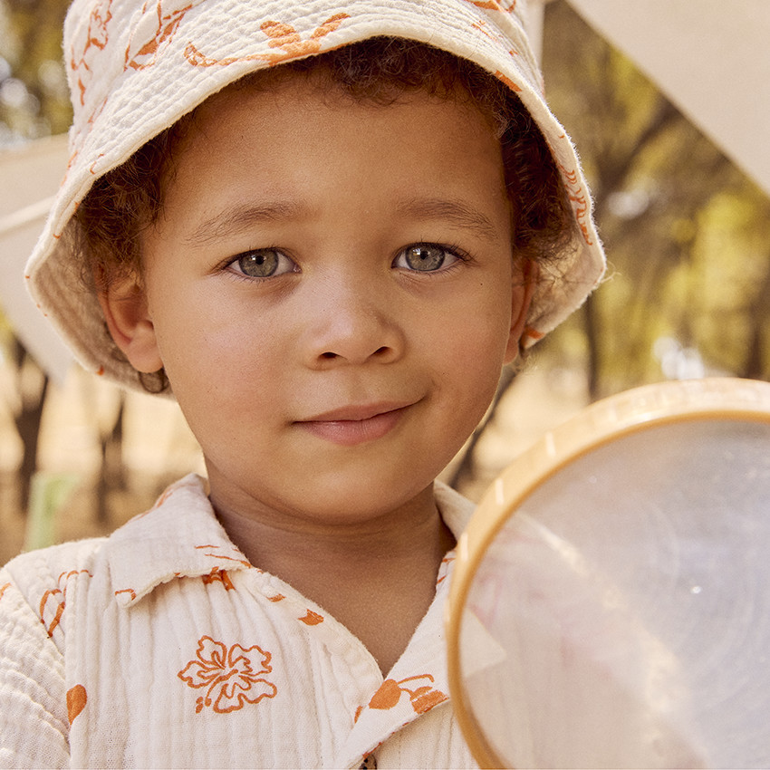 Combinaison courte en tetra imprimé vacances pour bébé garçon 