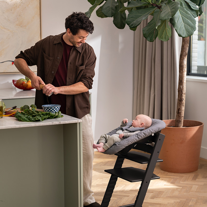 Chaise haute évolutive Tripp Trapp + Baby Set et Newborn Set - Noir 