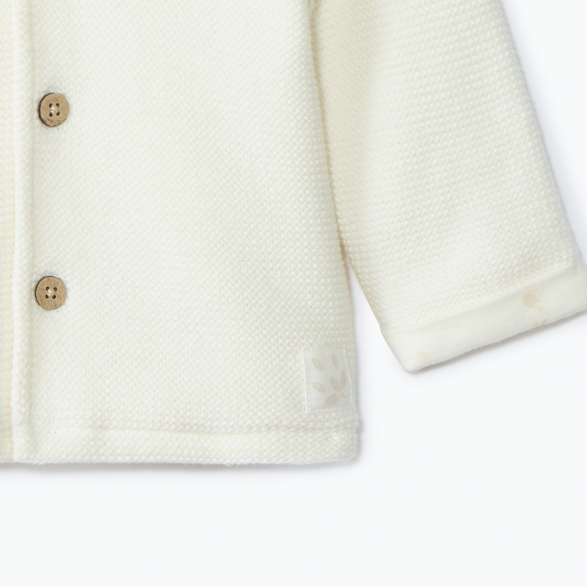 Veste à capuche en tricot uni pour bébé 