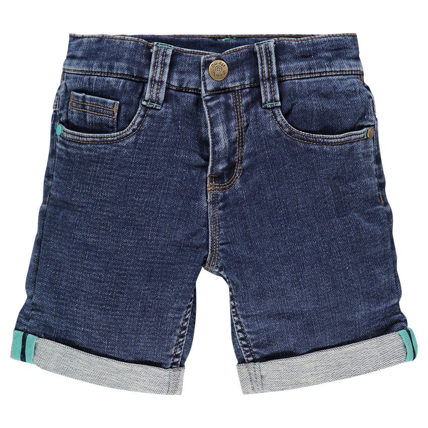 Bermuda en molleton effet jeans avec patch cousu au dos 