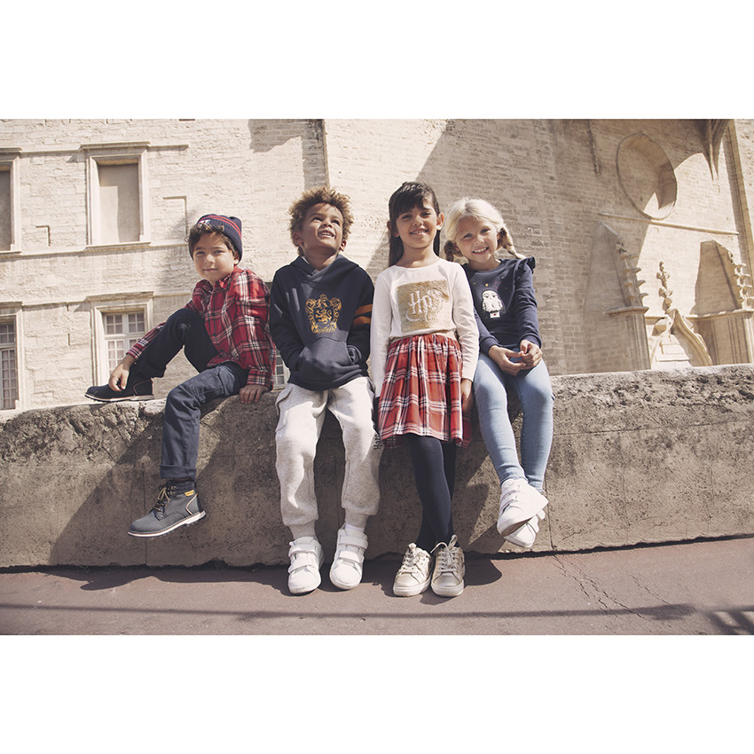 Bonnet en tricot à badge brodé Harry Potter 