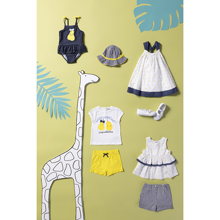 Charlotte à carreaux vichy et touches de jaune 