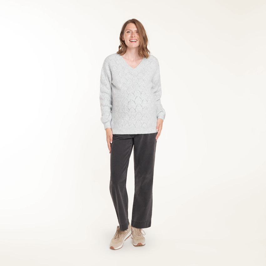 Pull de grossesse col V en tricot 
