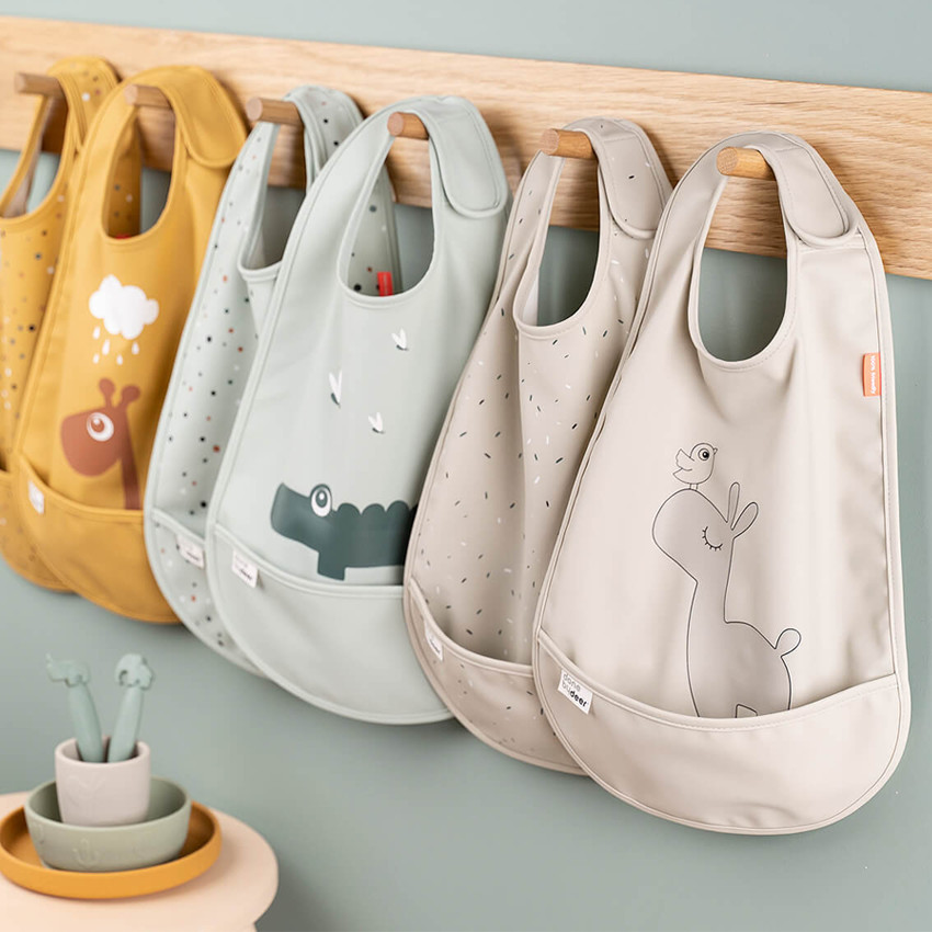 Lot de 2 bavoirs avec attache en velcro - Rose 